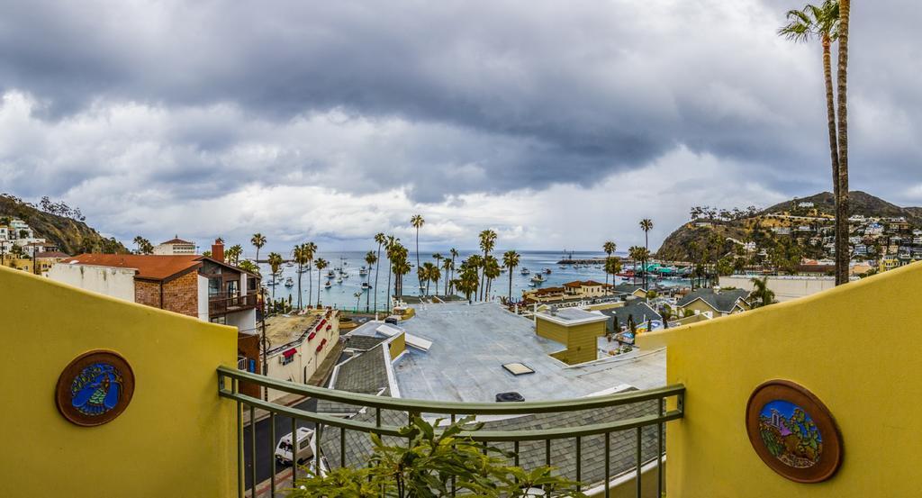 The Avalon Hotel In Catalina Island Exterior photo